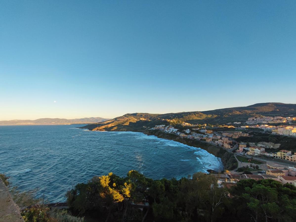 Residenza Nel Borgo L'Appusentu Bed & Breakfast Castelsardo Exterior foto