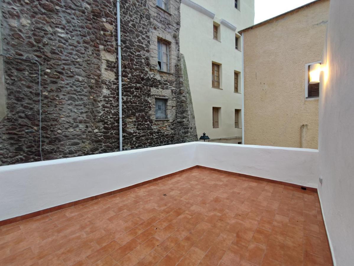 Residenza Nel Borgo L'Appusentu Bed & Breakfast Castelsardo Exterior foto